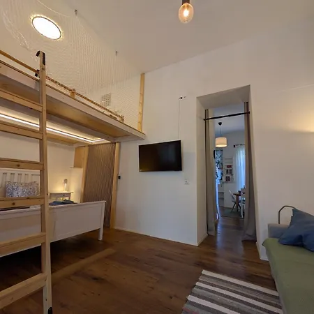 City-apartments - Friendly Reception & Free Bikes Грац