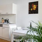 Lägenhet City-apartments - Friendly Reception & Free Bikes *
