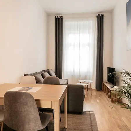 City-apartments - Friendly Reception & Free Bikes Apartmán