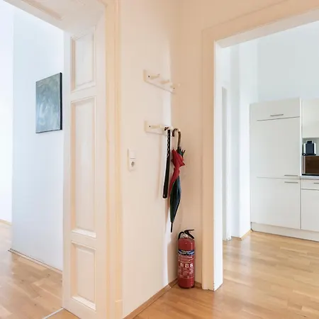 City-apartments - Friendly Reception & Free Bikes Apartmán Štýrský Hradec