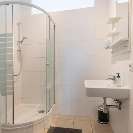 City-apartments - Friendly Reception & Free Bikes *