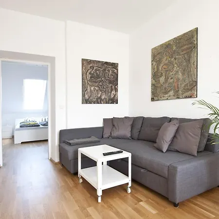 City-apartments - Friendly Reception & Free Bikes Štýrský Hradec