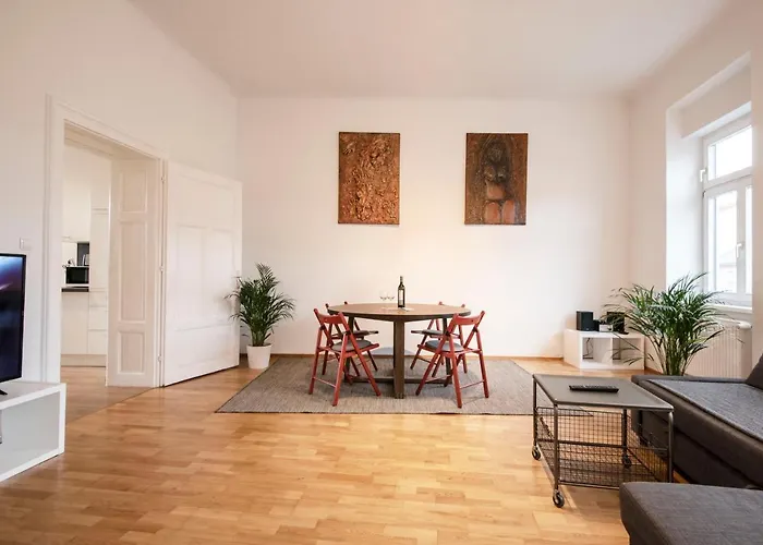 Апартаменти City-apartments - Friendly Reception & Free Bikes